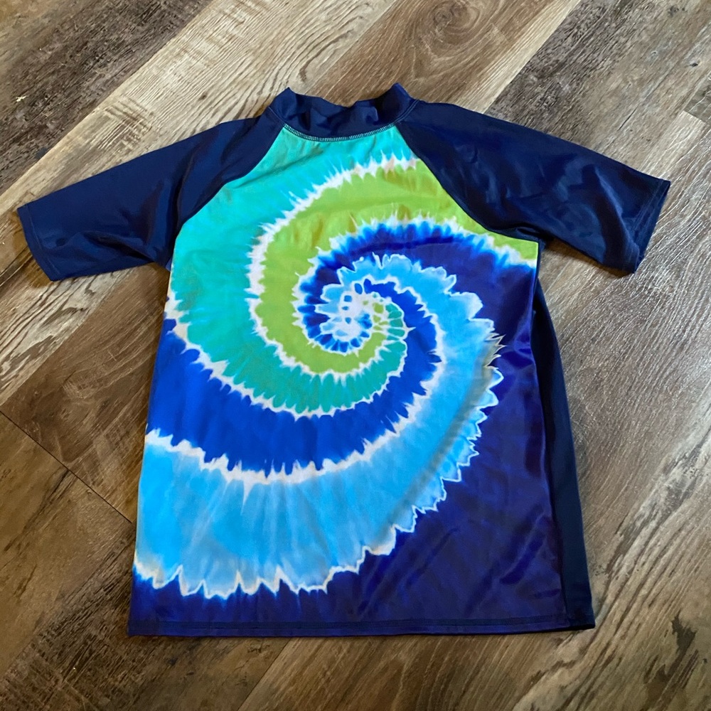 Boys swim/surf shirt 6/$50